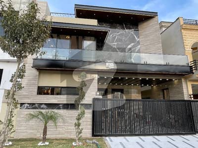 ٹاپ سٹی 1 اسلام آباد میں 6 کمروں کا 10 مرلہ مکان 5.15 کروڑ میں برائے فروخت۔