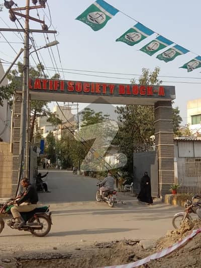 لطیفی کوآپریٹو ہاؤسنگ سوسائٹی گلستانِ جوہر,کراچی میں 10 کمروں کا 1 کنال مکان 28.0 کروڑ میں برائے فروخت۔