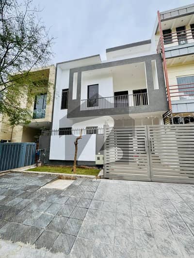 4.44 Marla Investor Rate House for Sale in Sector D-12/4, Islamabad