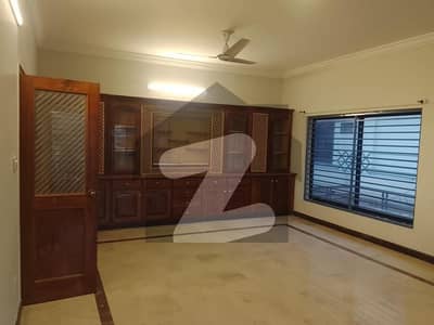 1 Kanal Upper Portion For rent In The Perfect Location Of I-8/2 1 Kanal Upper Portion For rent In The Perfect Location Of I-8/2