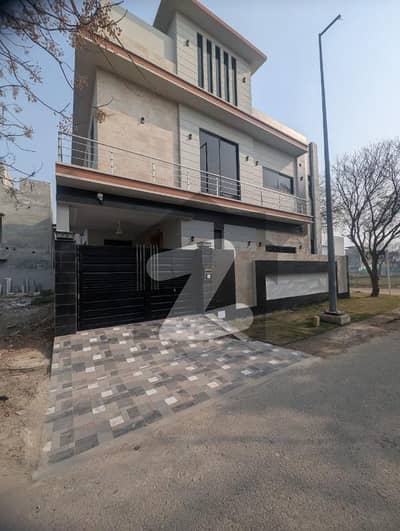 ڈی ایچ اے 11 رہبر فیز 2 ڈی ایچ اے 11 رہبر,لاہور میں 3 کمروں کا 5 مرلہ مکان 95.0 ہزار میں کرایہ پر دستیاب ہے۔