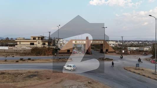 CDA Park Enclave Phase II/ 1 kanal Residential level plot solid land position paid plot near to Park serious party contact please