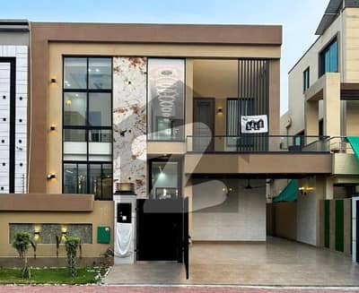 10 Marla Luxury House Available For Sale Bahria Town