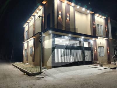 ستیانہ روڈ فیصل آباد میں 5 کمروں کا 5 مرلہ مکان 1.65 کروڑ میں برائے فروخت۔