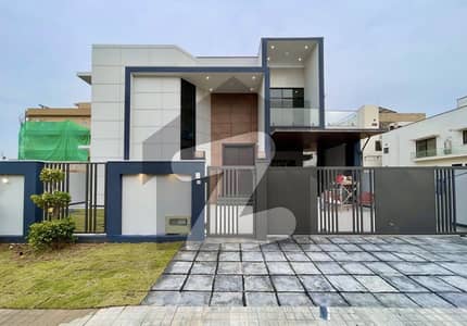 ڈی ایچ اے ڈیفینس فیز 2 ڈی ایچ اے ڈیفینس,اسلام آباد میں 5 کمروں کا 1 کنال مکان 10.9 کروڑ میں برائے فروخت۔