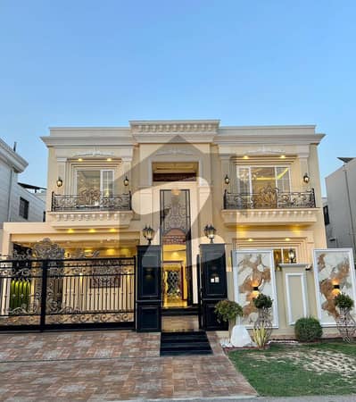 ڈی ایچ اے ڈیفینس فیز 2 ڈی ایچ اے ڈیفینس,اسلام آباد میں 5 کمروں کا 1 کنال مکان 12.0 کروڑ میں برائے فروخت۔