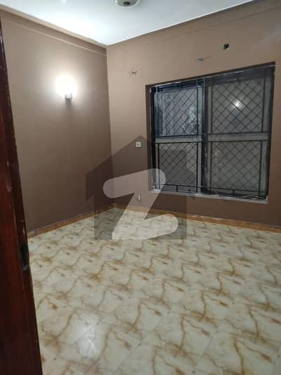 واپڈا ٹاؤن فیز 1 واپڈا ٹاؤن,لاہور میں 4 کمروں کا 10 مرلہ مکان 3.25 کروڑ میں برائے فروخت۔