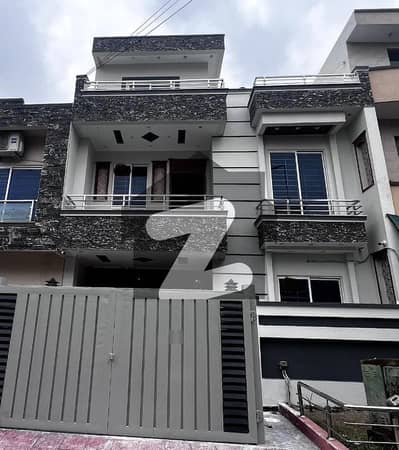 4 Marla House For Rent Is Available In G-13/4