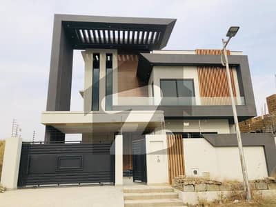 ایم پی سی ایچ ایس - بلاک ڈی ایم پی سی ایچ ایس ۔ ملٹی گارڈنز,بی ۔ 17,اسلام آباد میں 5 کمروں کا 1 کنال مکان 7.5 کروڑ میں برائے فروخت۔ ایم پی سی ایچ ایس - بلاک ڈی ایم پی سی ایچ ایس ۔ ملٹی گارڈنز,بی ۔ 17,اسلام آباد میں 5 کمروں کا 1 کنال مکان 7.5 کروڑ میں برائے فروخت۔