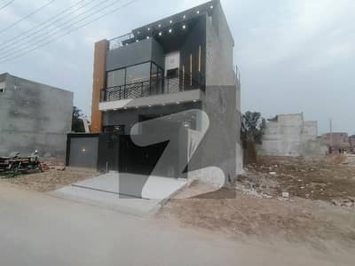 واپڈا ٹاؤن فیز 1 واپڈا ٹاؤن,ملتان میں 3 کمروں کا 7 مرلہ زیریں پورشن 45.0 ہزار میں کرایہ پر دستیاب ہے۔