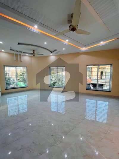 ای ۔ 11 اسلام آباد میں 3 کمروں کا 1 کنال زیریں پورشن 2.3 لاکھ میں کرایہ پر دستیاب ہے۔