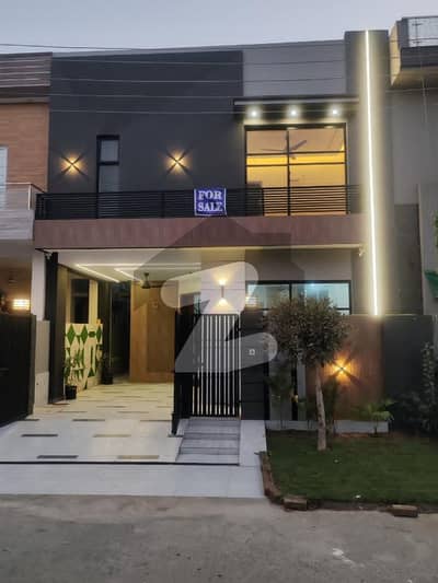 ڈی ایچ اے 11 رہبر فیز 2 ڈی ایچ اے 11 رہبر,لاہور میں 3 کمروں کا 5 مرلہ مکان 2.45 کروڑ میں برائے فروخت۔