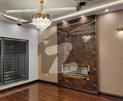 Bahria Town - Sector E House Sized 10 Marla