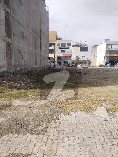 پیراگون سٹی لاہور میں 8 مرلہ کمرشل پلاٹ 3.75 کروڑ میں برائے فروخت۔