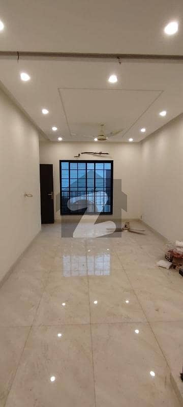 Gulberg Brand New 10 Marla Upper Portion Is Available For Rent