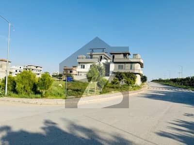 Corner Kanal Plot In C Block Prime Location