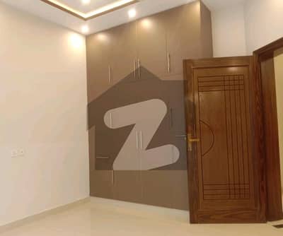 10 Marla House Up For sale In Bahria Town - Sector C 10 Marla House Up For sale In Bahria Town - Sector C