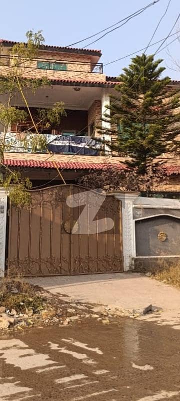 پارک روڈ اسلام آباد میں 3 کمروں کا 10 مرلہ مکان 55.0 ہزار میں کرایہ پر دستیاب ہے۔