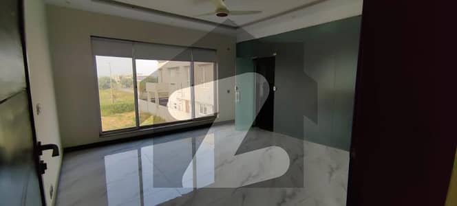 Best-Priced 1 Kanal Owner-Built House with Basement P Block, DHA Phase 7 Best-Priced 1 Kanal Owner-Built House with Basement P Block, DHA Phase 7