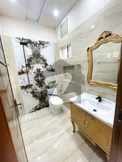 جناح گارڈنز فیز 1 جناح گارڈنز,ایف ای سی ایچ ایس,اسلام آباد میں 5 کمروں کا 7 مرلہ مکان 3.3 کروڑ میں برائے فروخت۔