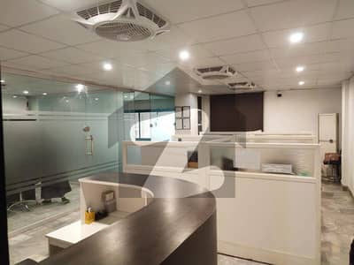 شاہراہِ فیصل کراچی میں 2 کمروں کا 4 مرلہ دفتر 90.0 ہزار میں کرایہ پر دستیاب ہے۔