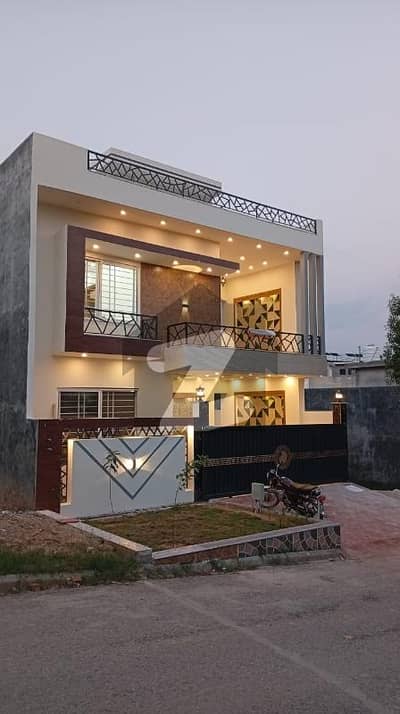 Prime Location House Sized 7 Marla Is Available For Sale In Jinnah Gardens Phase 1 Nearby Islamabad Highway Pakistan