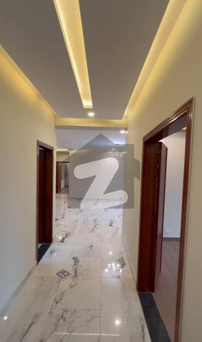 3 Bed Room Apartments For Sale in Askari 11 Lahore
