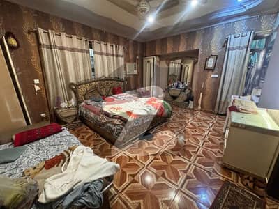 گورنمنٹ ٹیچر ہاؤسنگ سوسائٹی ۔ سیکٹر 16۔اے سکیم 33 - سیکٹر 16-A,سکیم 33,کراچی میں 7 کمروں کا 16 مرلہ مکان 9.45 کروڑ میں برائے فروخت۔