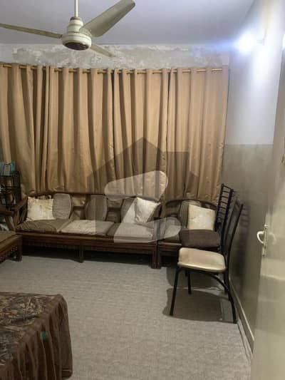 Flat, 11-H North Karachi