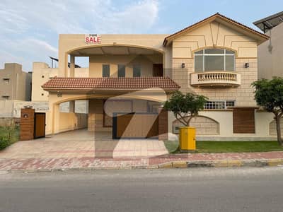 1 Kanal House Available In Bahria Town Phase 8 - Block A For sale