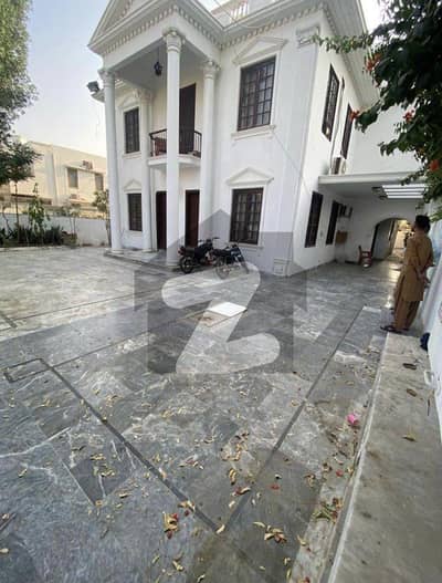 ڈی ایچ اے فیز 6 ڈی ایچ اے ڈیفینس,کراچی میں 6 کمروں کا 1 کنال مکان 12.0 کروڑ میں برائے فروخت۔