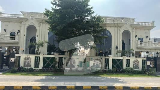 ڈی ایچ اے فیز 7 - بلاک آر فیز 7,ڈیفنس (ڈی ایچ اے),لاہور میں 10 کمروں کا 2 کنال مکان 26.9 کروڑ میں برائے فروخت۔