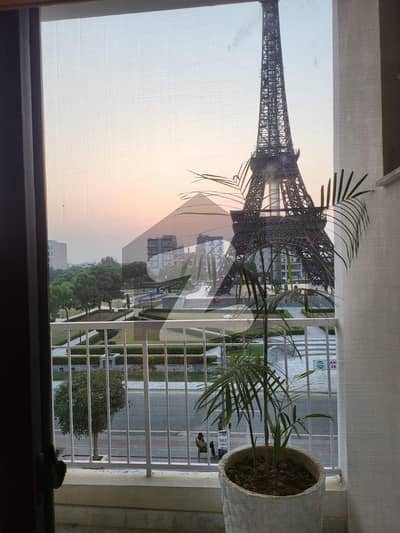 10 marla plot for sale