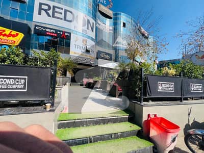 ایف ۔ 11 مرکز ایف ۔ 11,اسلام آباد میں 1 کمرے کا 1 مرلہ دکان 2.7 کروڑ میں برائے فروخت۔