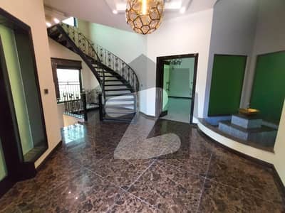 Full Basement 01 Kanal Modern Design House For Rent In DHA Phase 5 Lahore.