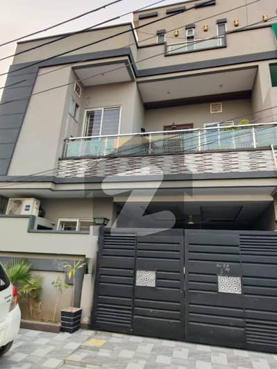 جوبلی ٹاؤن لاہور میں 5 کمروں کا 5 مرلہ مکان 2.12 کروڑ میں برائے فروخت۔