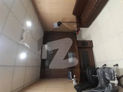 آئی ۔ 10 اسلام آباد میں 8 مرلہ دفتر 5.0 لاکھ میں کرایہ پر دستیاب ہے۔