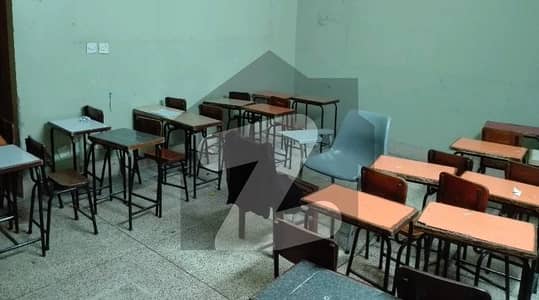 فیصل ٹاؤن ۔ بلاک ڈی فیصل ٹاؤن,لاہور میں 5 کمروں کا 7 مرلہ مکان 3.5 کروڑ میں برائے فروخت۔