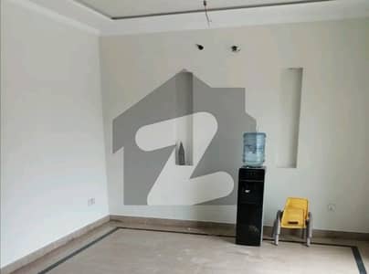 بی او آر ۔ بورڈ آف ریوینیو ہاؤسنگ سوسائٹی لاہور میں 3 مرلہ عمارت 3.25 کروڑ میں برائے فروخت۔