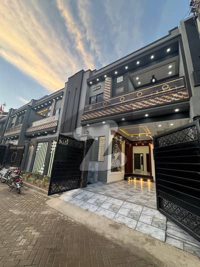 Prime Location House Of 5 Marla In Shalimar Colony For sale