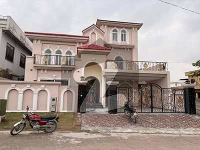 1 KNAL FULL DISNER HOUSE AVAILABLE FOR RENT