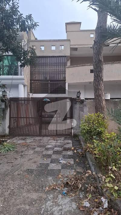 جی ۔ 9/1 جی ۔ 9,اسلام آباد میں 4 کمروں کا 14 مرلہ مکان 9.15 کروڑ میں برائے فروخت۔