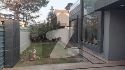 پیراگون سٹی - امپیریل بلاک پیراگون سٹی,لاہور میں 5 کمروں کا 1 کنال مکان 7.99 کروڑ میں برائے فروخت۔