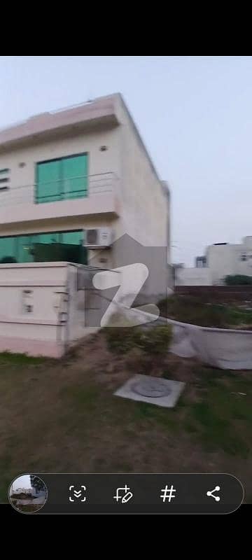 Defence phase 8 block M next to corner main back