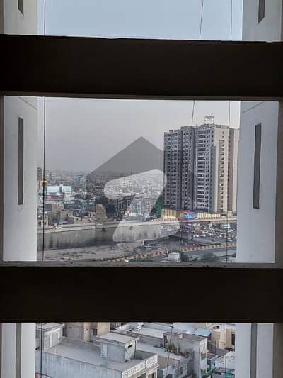 luxury apartment 4 bed dd with servant quarter.