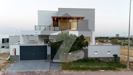 500 Sq Yd Elite Villa For Sale Precinct-9 (Bahria Hills). Elegant Design | 5 or 6 Beds | Basement | Drawing, Dining, Lounge, Modern Kitchen & Greasy Kitchen. Heighted Location | Near Flagpole | Just 3 Mins Drive from Entrance.