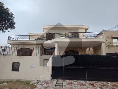ONE KANAL BEAUTIFULL HOUSE AVALIABLE FOR RENT IN DHA DEFANCE PHASE 4 ONE KANAL BEAUTIFULL HOUSE AVALIABLE FOR RENT IN DHA DEFANCE PHASE 4