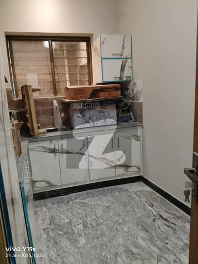 2.5 Marla double in Madina colony range road