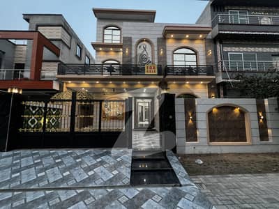 10 marla facing park house for sale in central park lahore