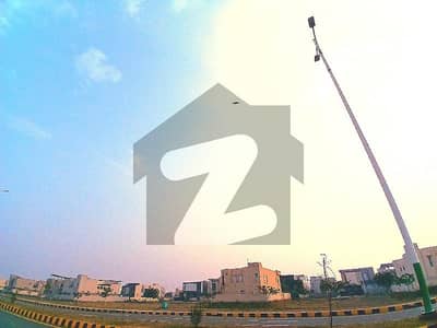 ڈی ایچ اے فیز 7 - بلاک ٹی فیز 7,ڈیفنس (ڈی ایچ اے),لاہور میں 1 کنال رہائشی پلاٹ 4.1 کروڑ میں برائے فروخت۔